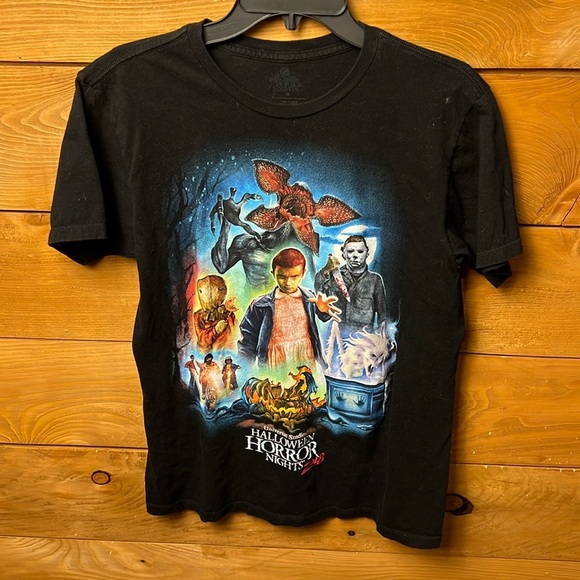 Halloween Horror Nights 2018 T-Shirt Md‎ Stranger Things Universal Studios scary - Picture 1 of 7